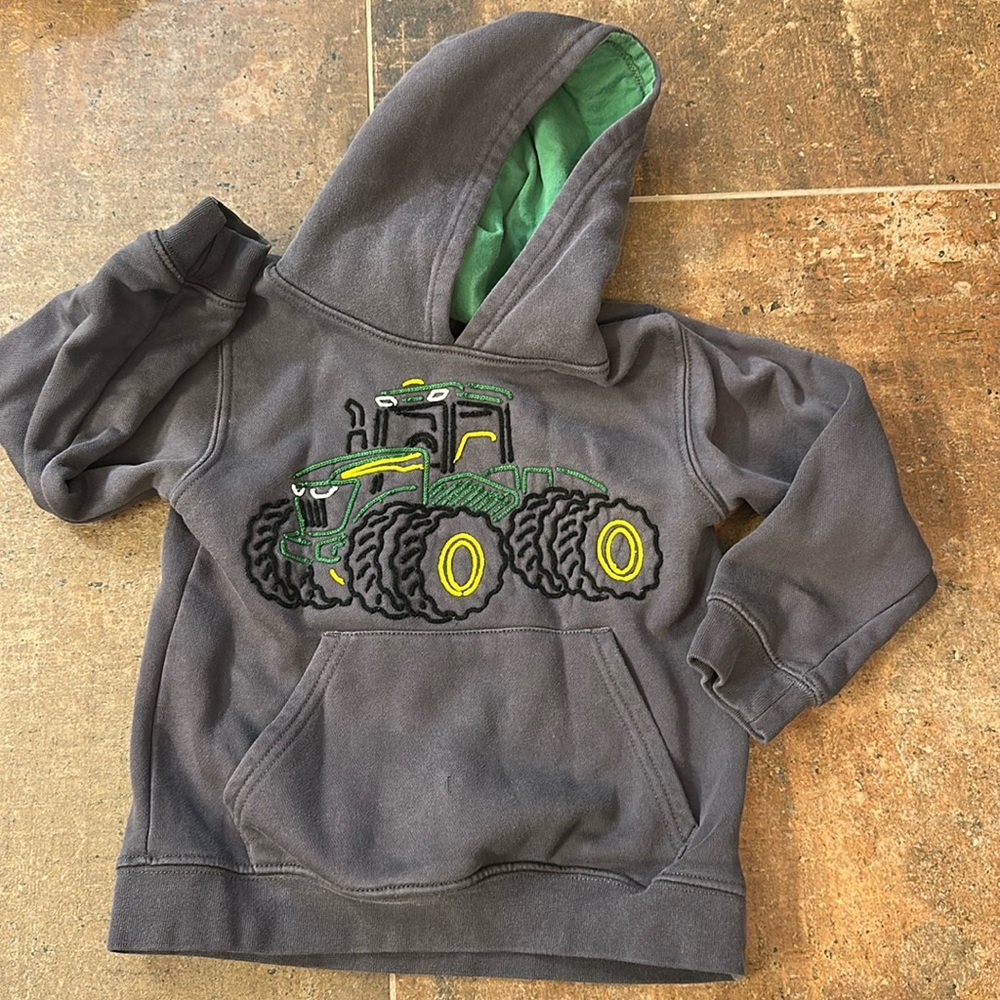 Boys hoodie, John Deere size 5